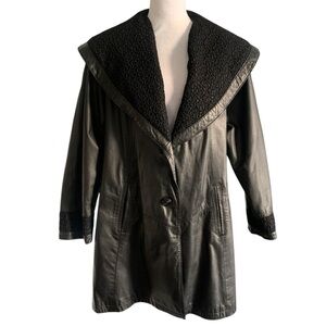 Vintage GEM-III Black Women’s Large Soft Genuine Leather Dramatic Collar Jacket